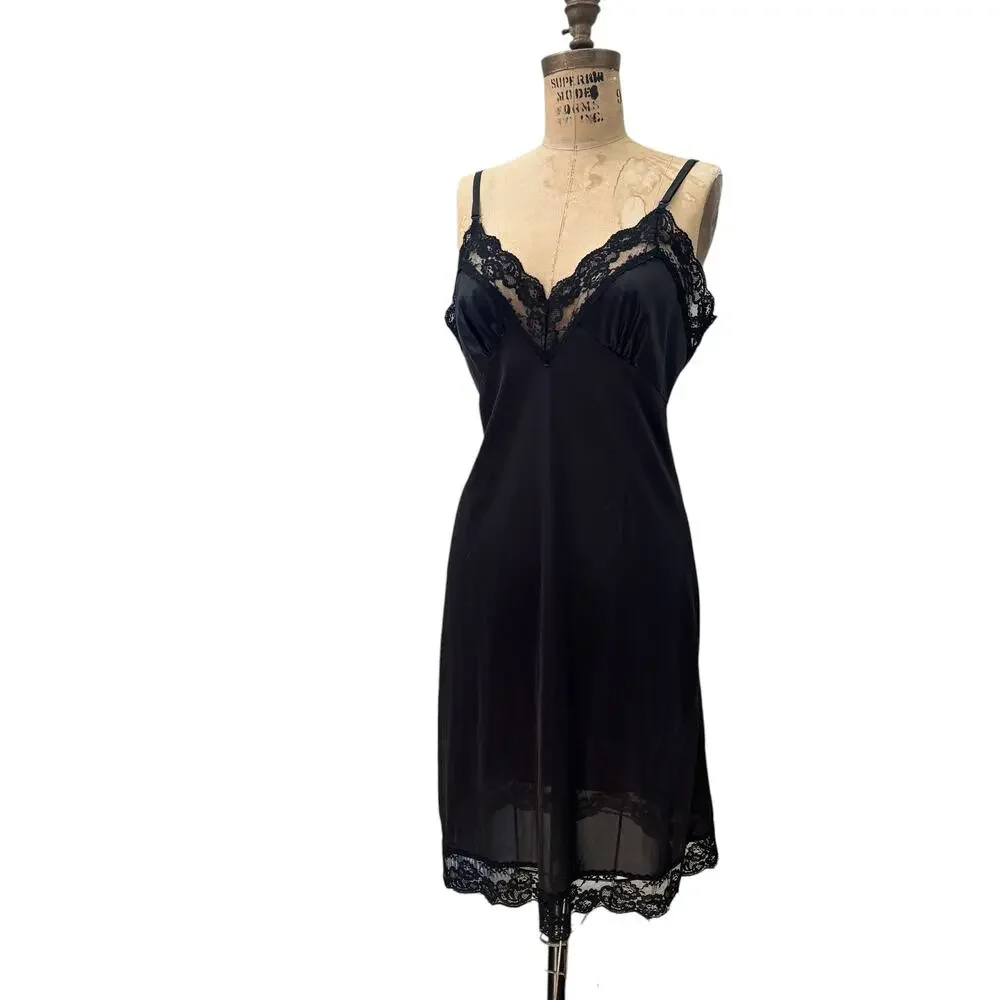 Vintage 1960s Black Nylon Slip siz 36